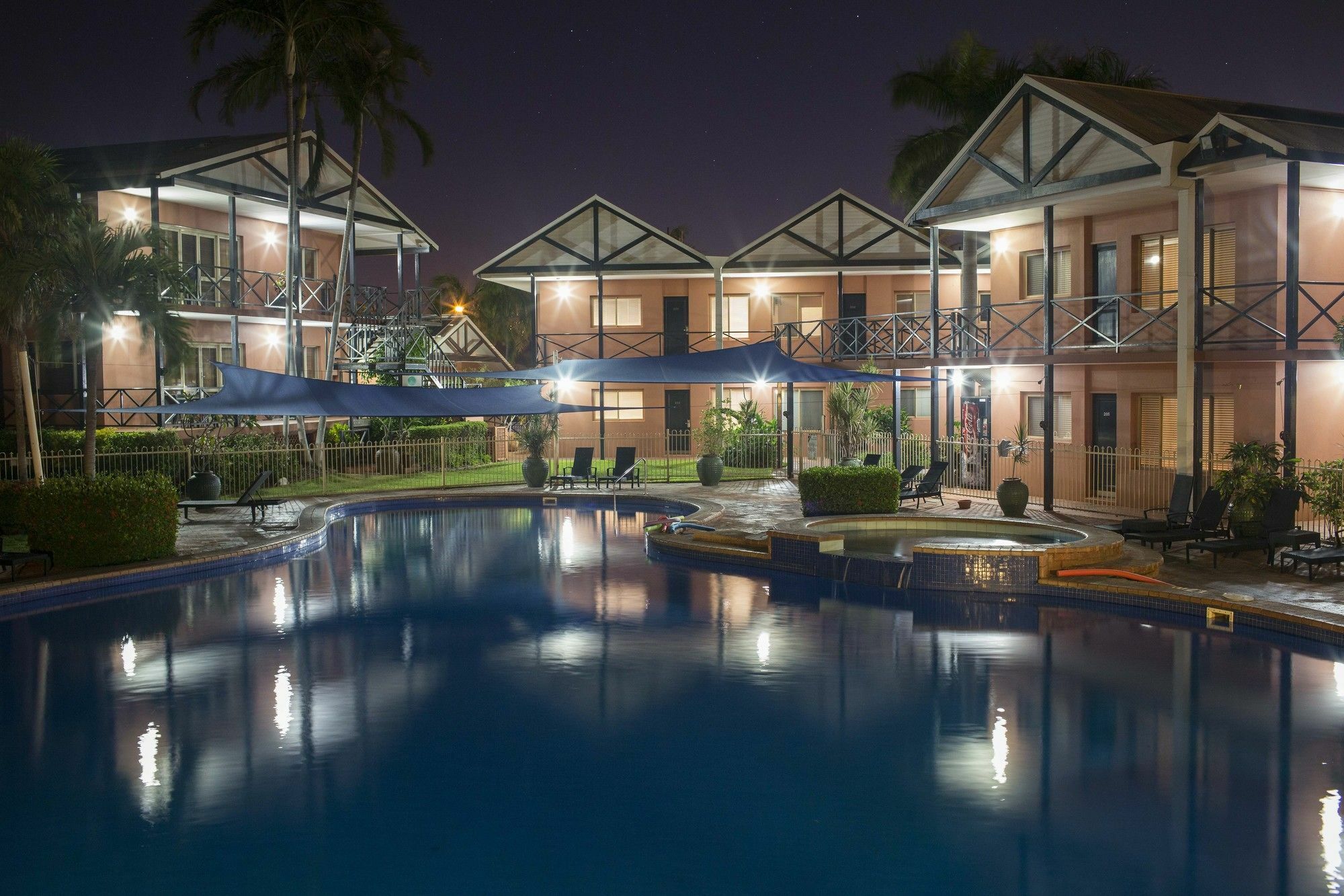 Moonlight Bay Suites Broome Exterior photo